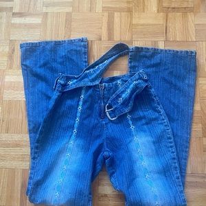 2000s flared jeans with embroidery